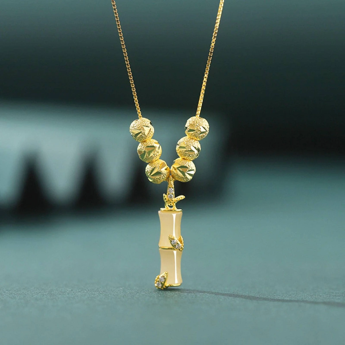 Women's  Necklace